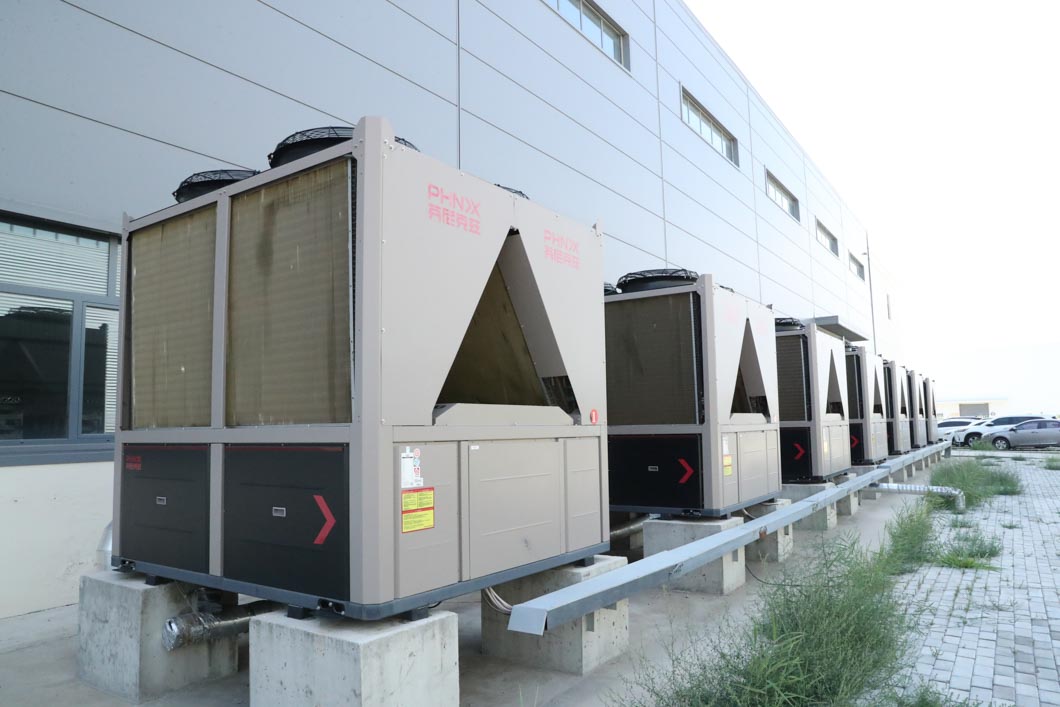 案例分享｜空氣源熱泵為10000m2、18m高的廠房提供冬季作業采暖需求，效果顯著！