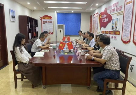 嘉興學(xué)院建筑工程學(xué)院領(lǐng)導(dǎo)帶隊來訪桐升公司，深化校企合作